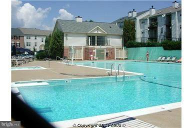 131 Fort Evans Road Southeast, Unit E Leesburg, VA 20175 - Photo 3 of 23 Community Pool