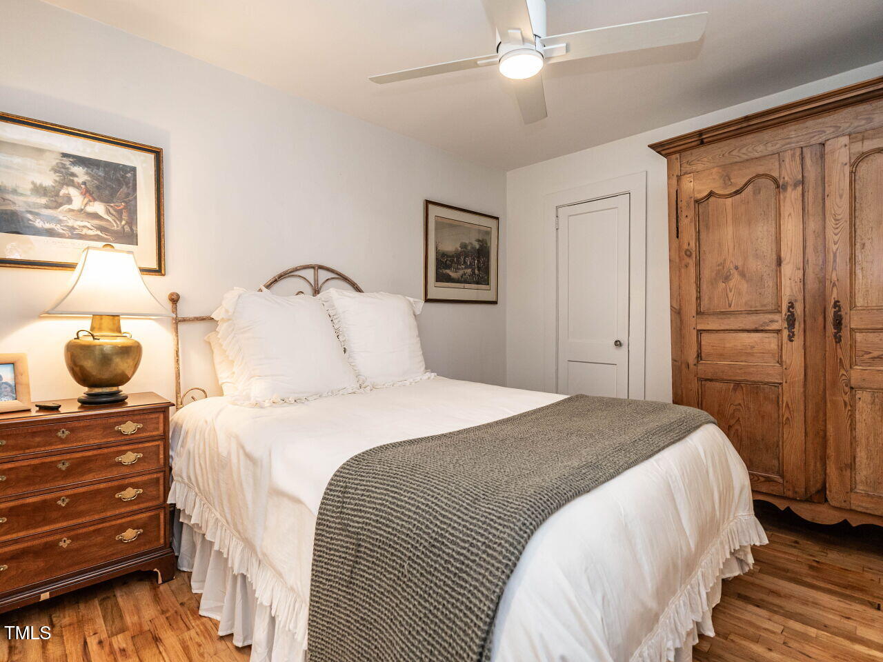 1813 Ridley Street Raleigh, NC 27608 - Photo 18 of 30 018-1280x960-primary-bedroom