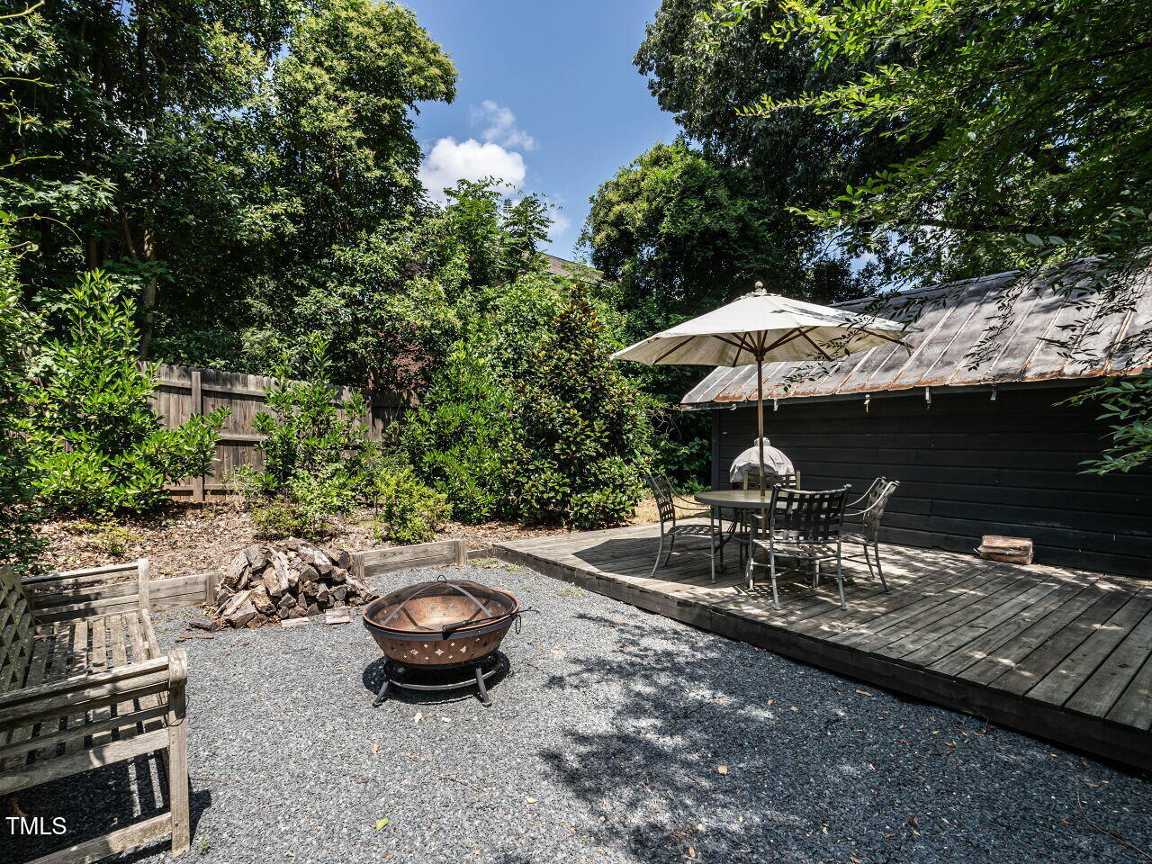1813 Ridley Street Raleigh, NC 27608 - Photo 25 of 30 025-1280x960-backyard