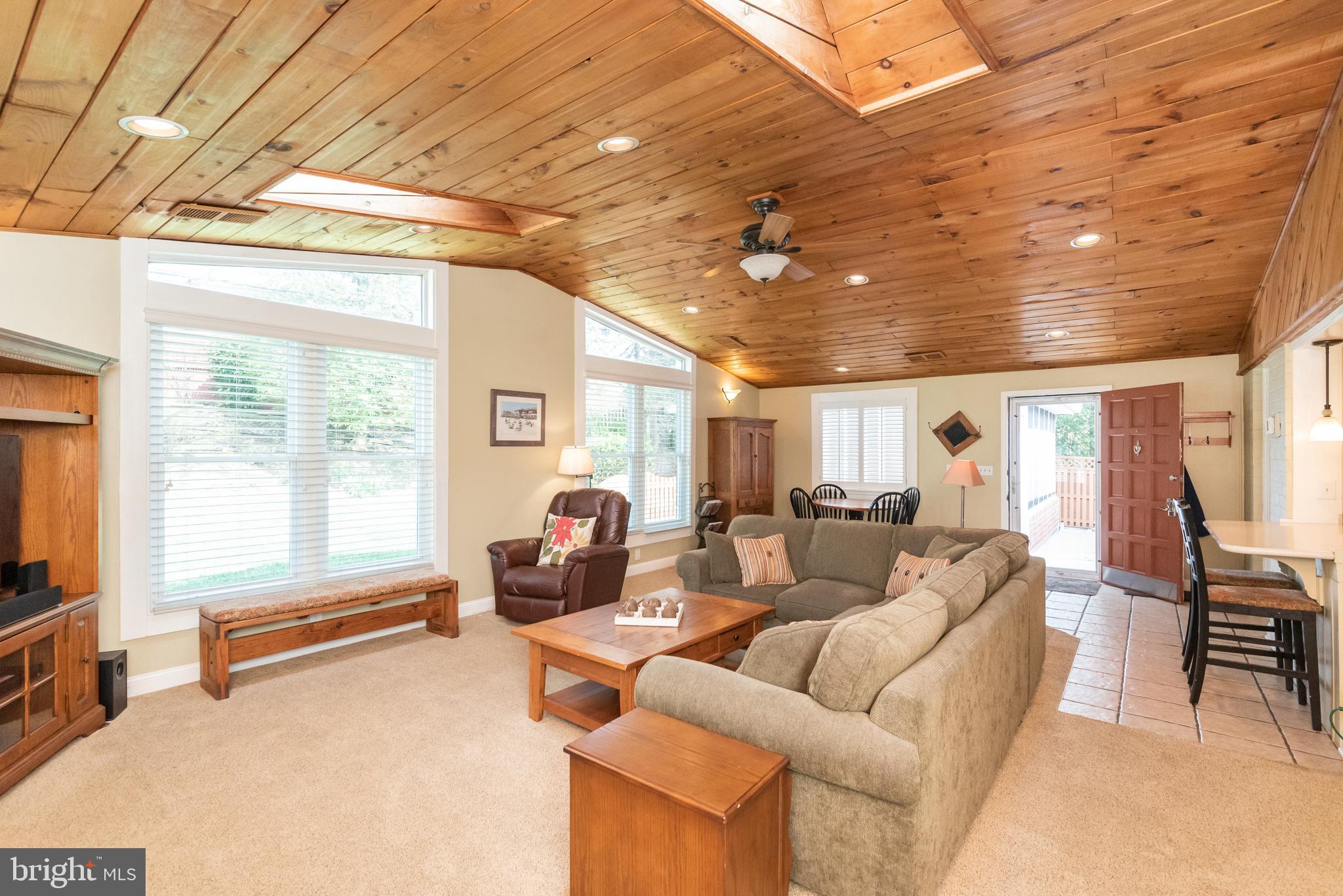 910 Breezewick Road Towson, MD 21286 - Photo 6 of 71 Gallery Image 6