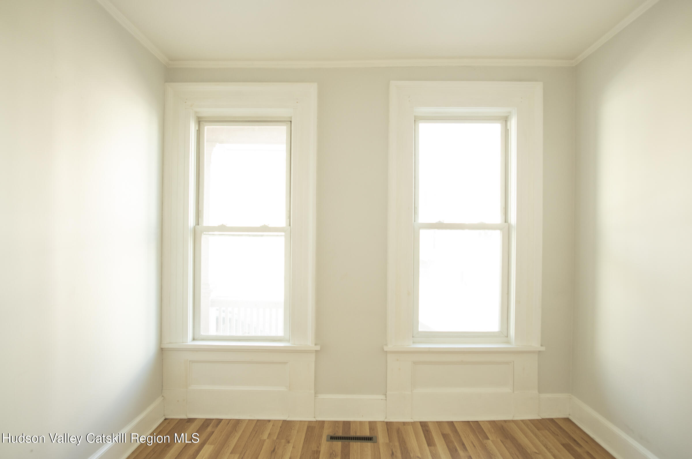 539 State Street Hudson, NY 12534 - Photo 7 of 14 _DSC4433