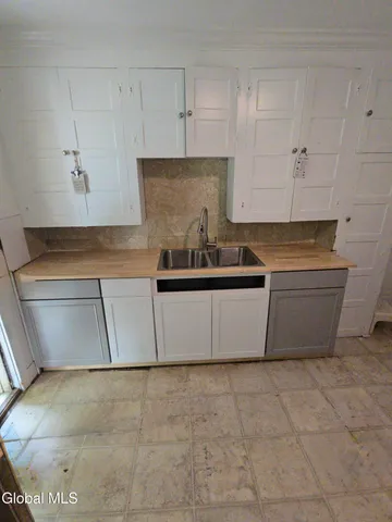 $279,000 | 16 Montcalm Street, Glens Falls, NY 12801