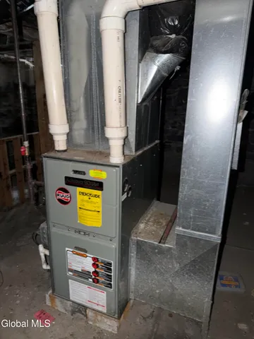 $279,000 | 16 Montcalm Street, Glens Falls, NY 12801