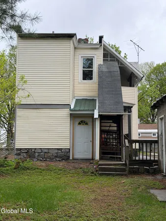 $269,000 | 16 Montcalm Street, Glens Falls, NY 12801