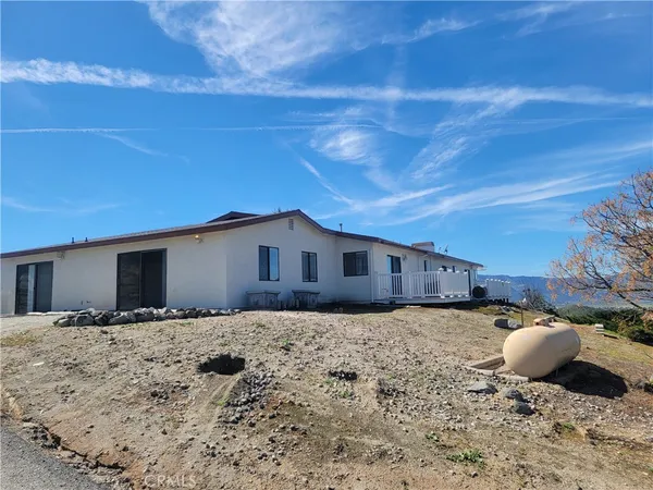 $3,500 | 24020 Oak Cir Drive, Wildomar, CA 92595