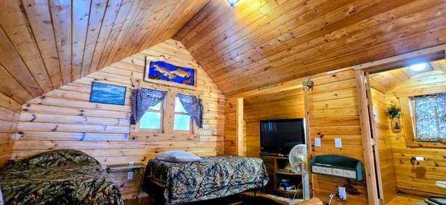 $199,000 | 3465 Four Mile Bay Drive Northwest, Baudette, MN 56623