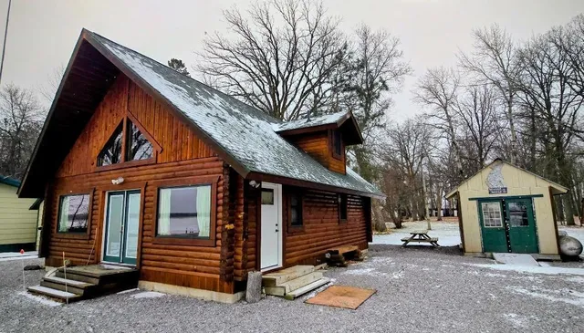 $199,000 | 3465 Four Mile Bay Drive Northwest, Baudette, MN 56623
