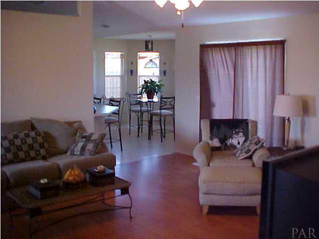 7155 Jennifer Road Pensacola, FL 32526 - Photo 4 of 14 ANOTHER VIEW, VERY OPEN...