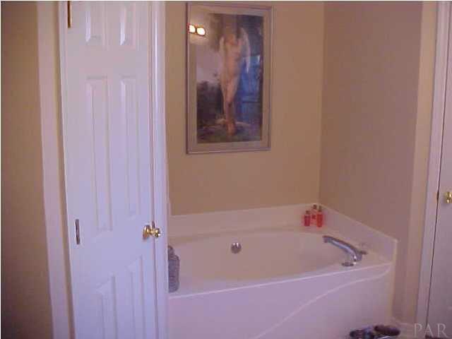 7155 Jennifer Road Pensacola, FL 32526 - Photo 8 of 14 MASTER BATH HAS GARDEN TUB...