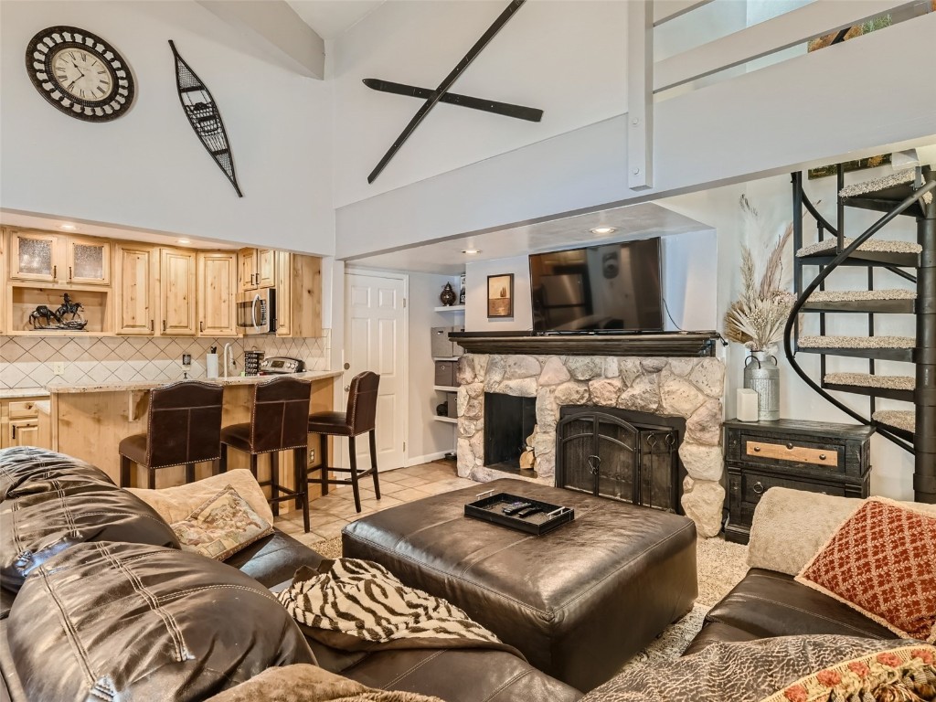 433 Wild Irishman Road, Unit 1022 Keystone, CO 80435 - Photo 5 of 28 Gallery Image 5