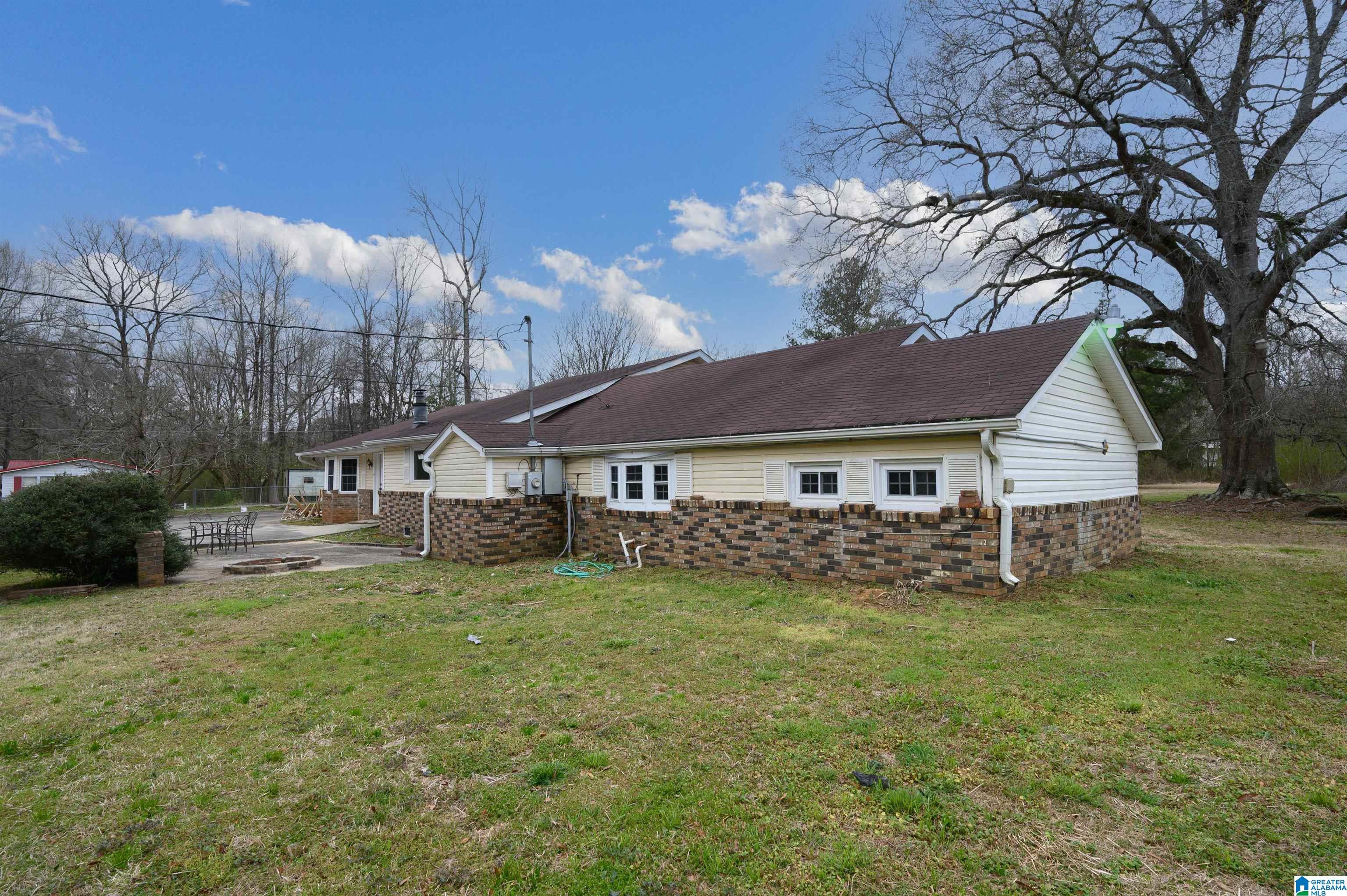 767 Hillcrest Road Sylacauga, AL 35150 - Photo 9 of 12