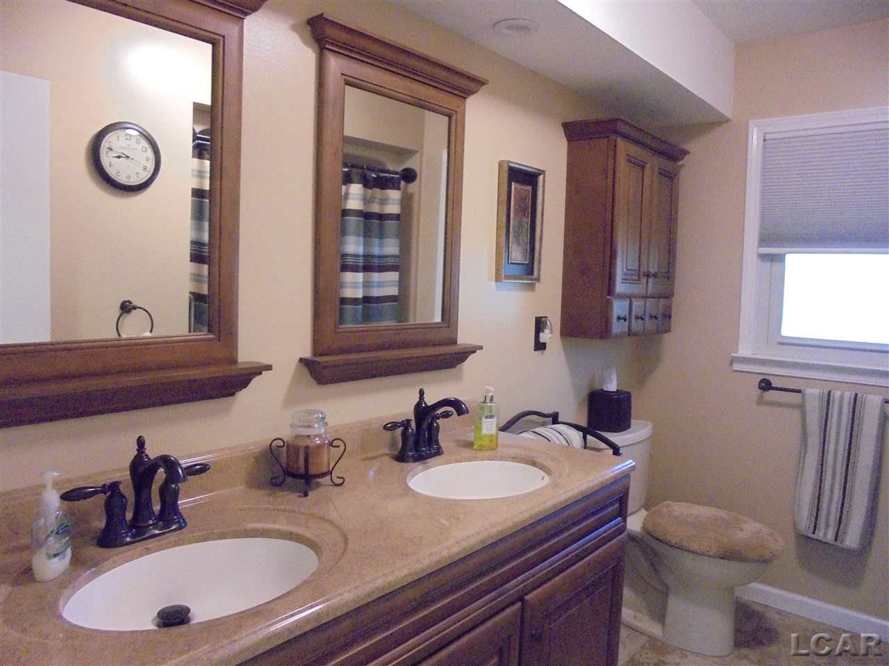 21174 Otter Road Belleville, MI 48111 - Photo 17 of 36