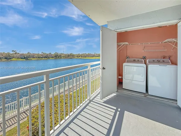 $2,350 | 8590 Southwest 212th Street, Unit 204, Cutler Bay, FL 33189