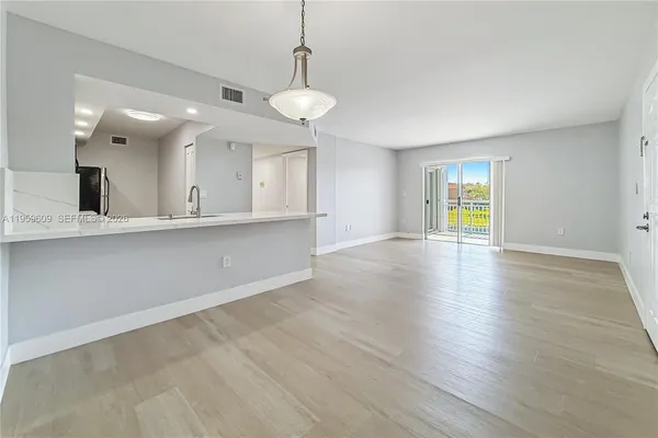 $2,350 | 8590 Southwest 212th Street, Unit 204, Cutler Bay, FL 33189