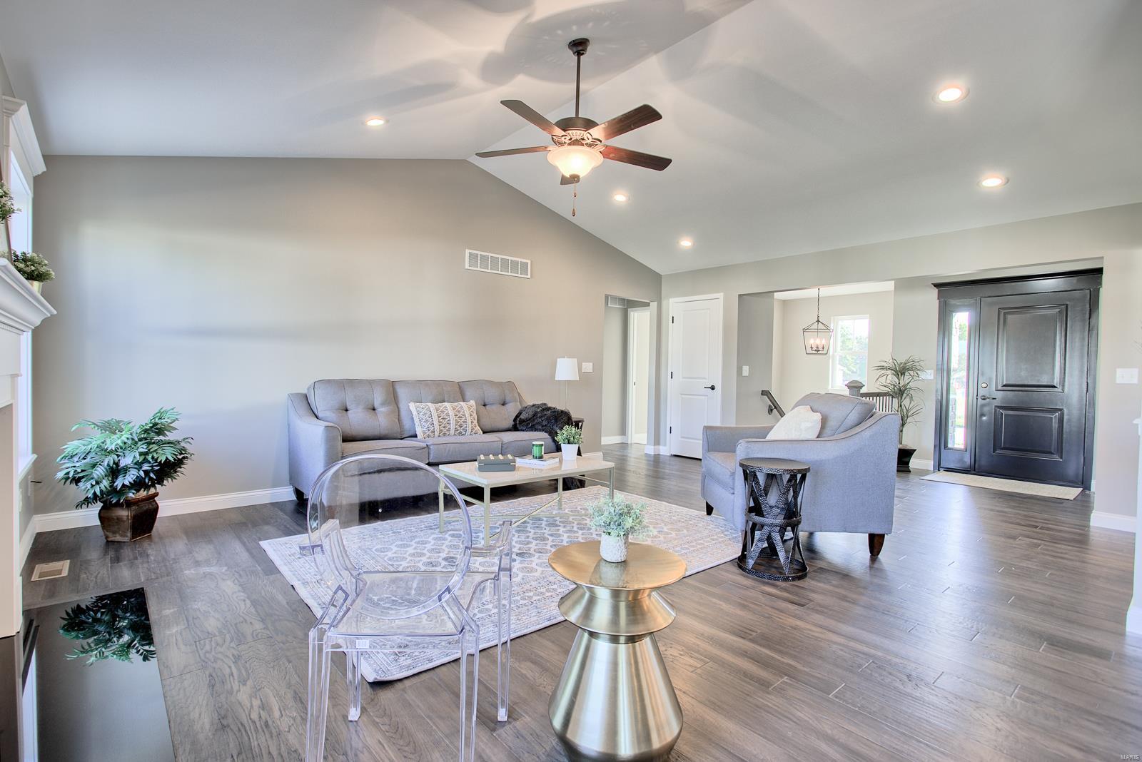 401 Cook Avenue Hamel, IL 62046 - Photo 12 of 61 Gallery Image 12