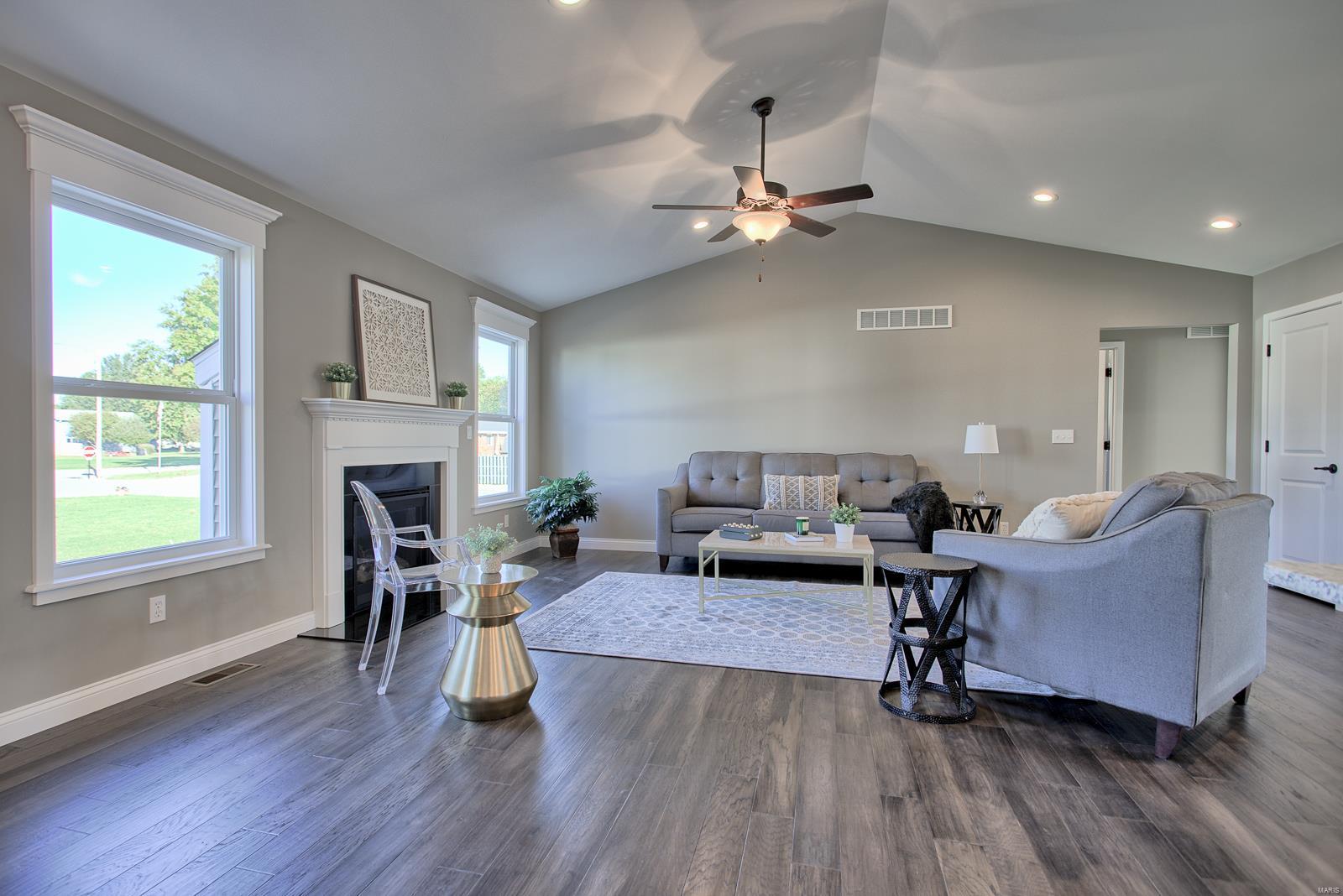 401 Cook Avenue Hamel, IL 62046 - Photo 13 of 61 Gallery Image 13