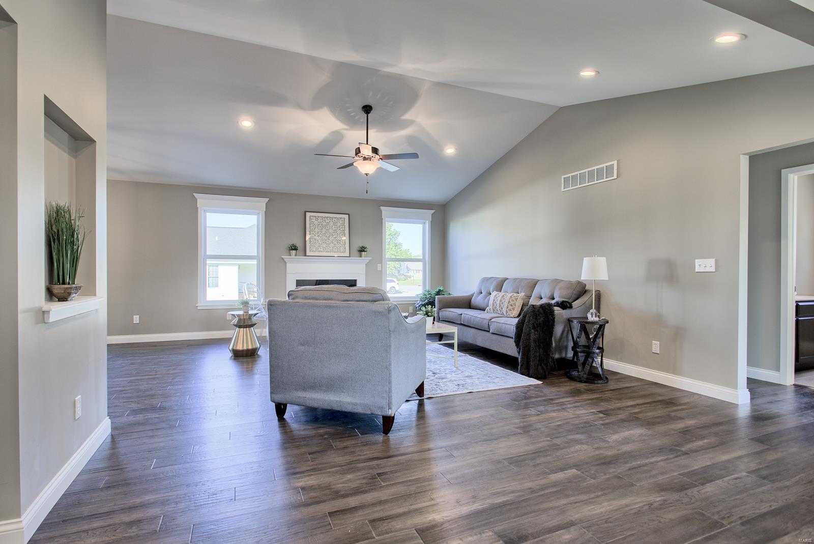 401 Cook Avenue Hamel, IL 62046 - Photo 16 of 61 Gallery Image 16