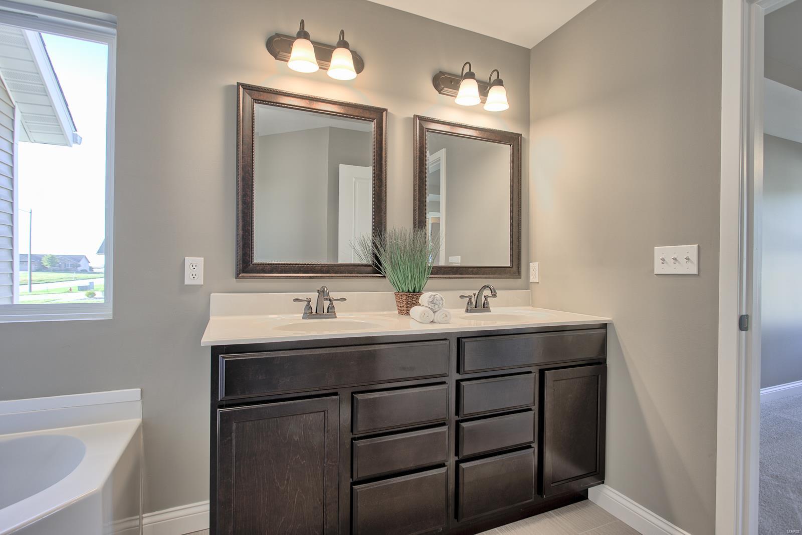 401 Cook Avenue Hamel, IL 62046 - Photo 35 of 61 Gallery Image 35
