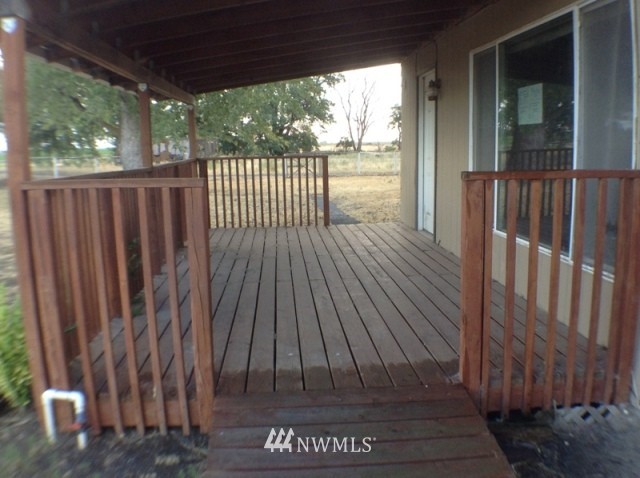2395 West Hampton Road Othello, WA 99344 - Photo 14 of 23