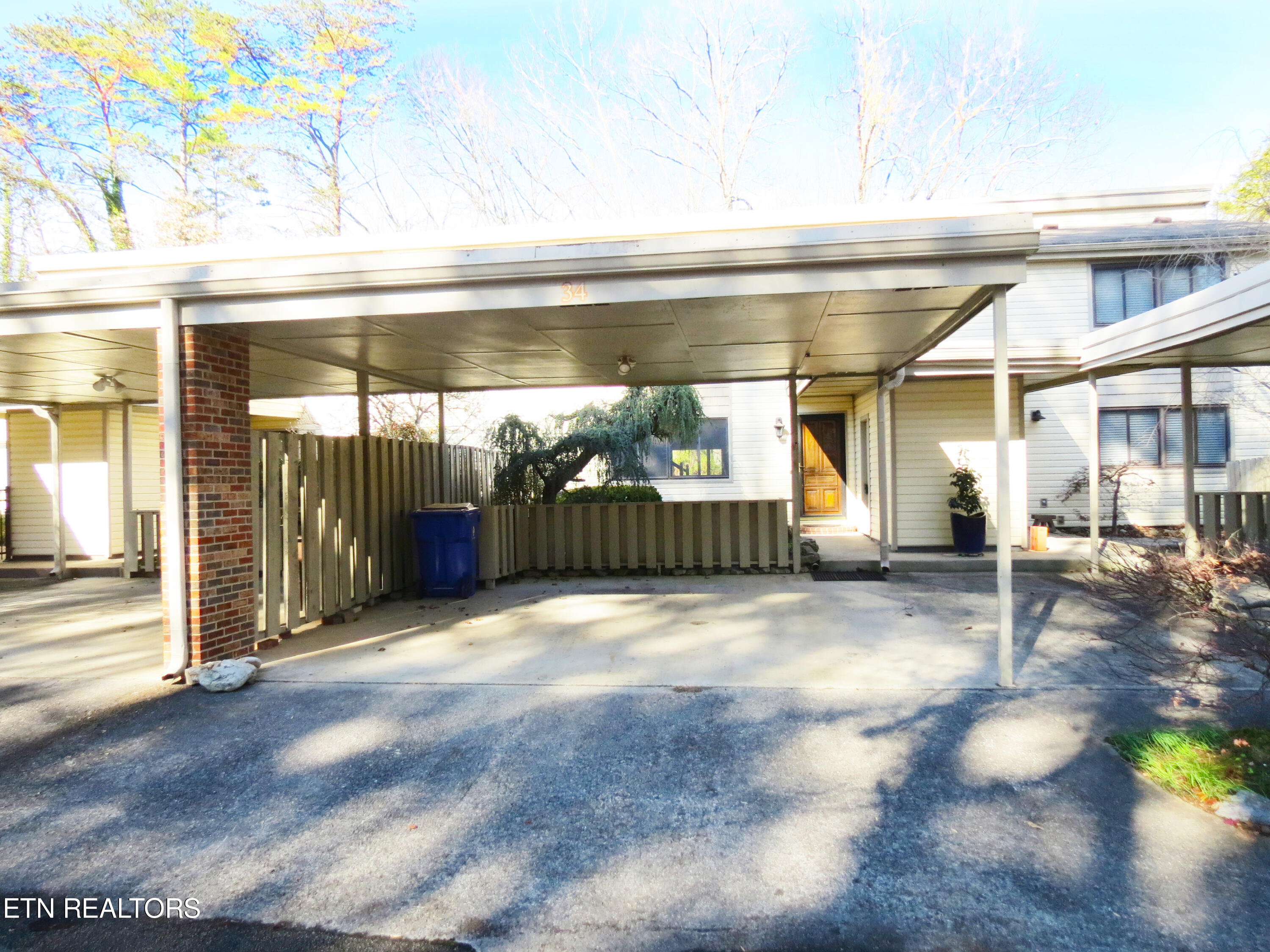 34 Brookside Drive Oak Ridge, TN 37830 - Photo 2 of 47 bs56