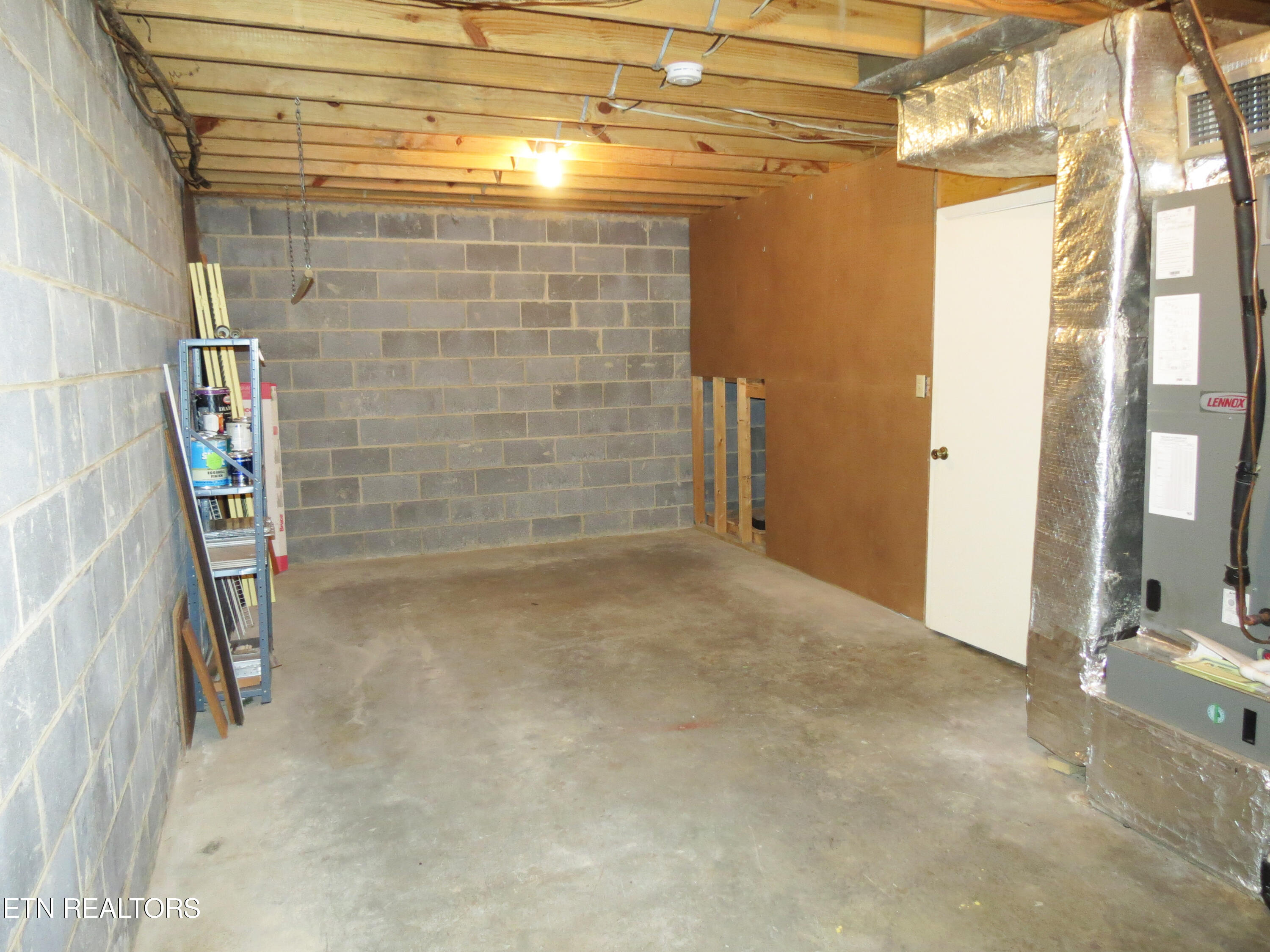 34 Brookside Drive Oak Ridge, TN 37830 - Photo 38 of 47 bs10