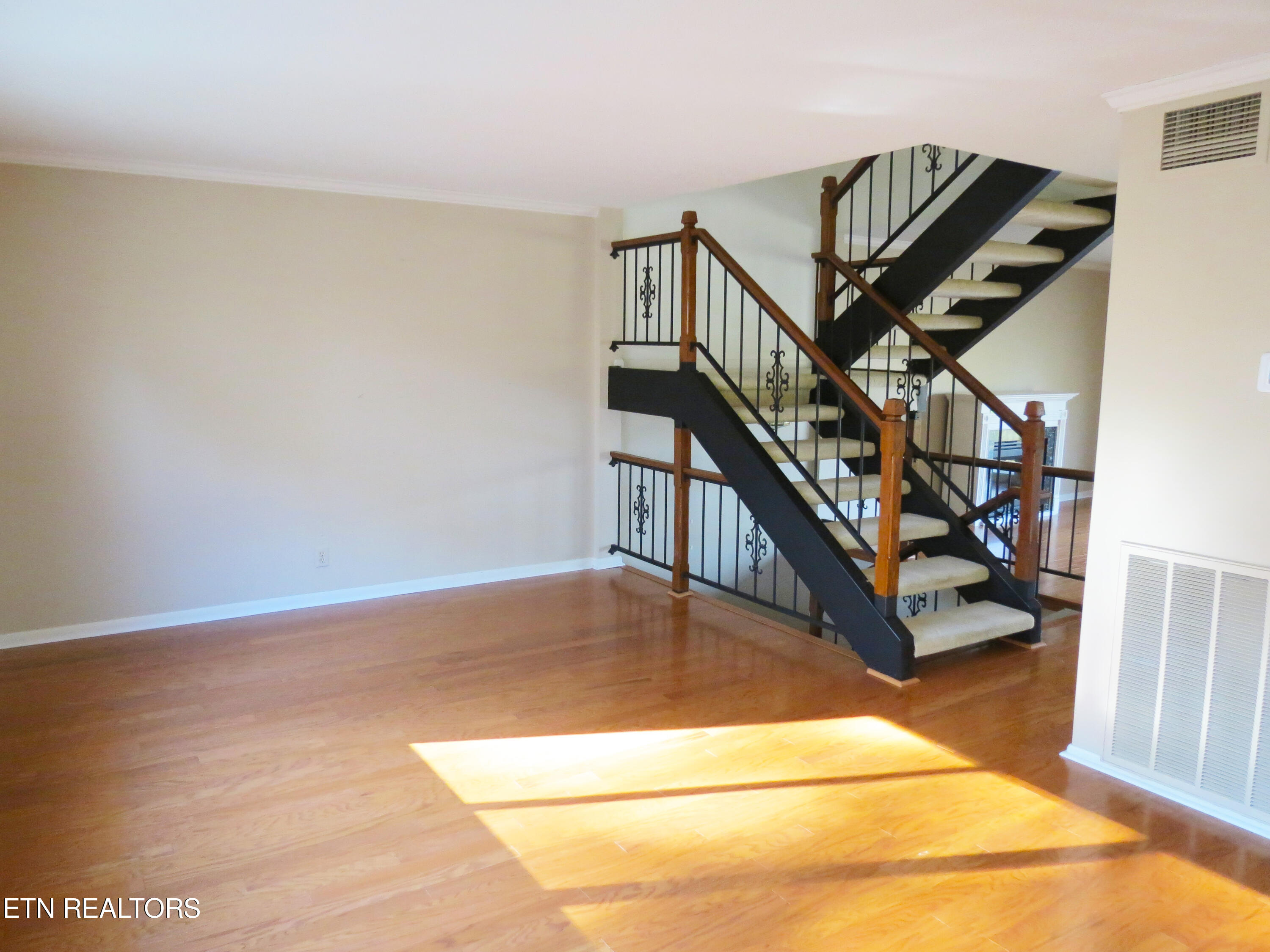 34 Brookside Drive Oak Ridge, TN 37830 - Photo 5 of 47 bs50