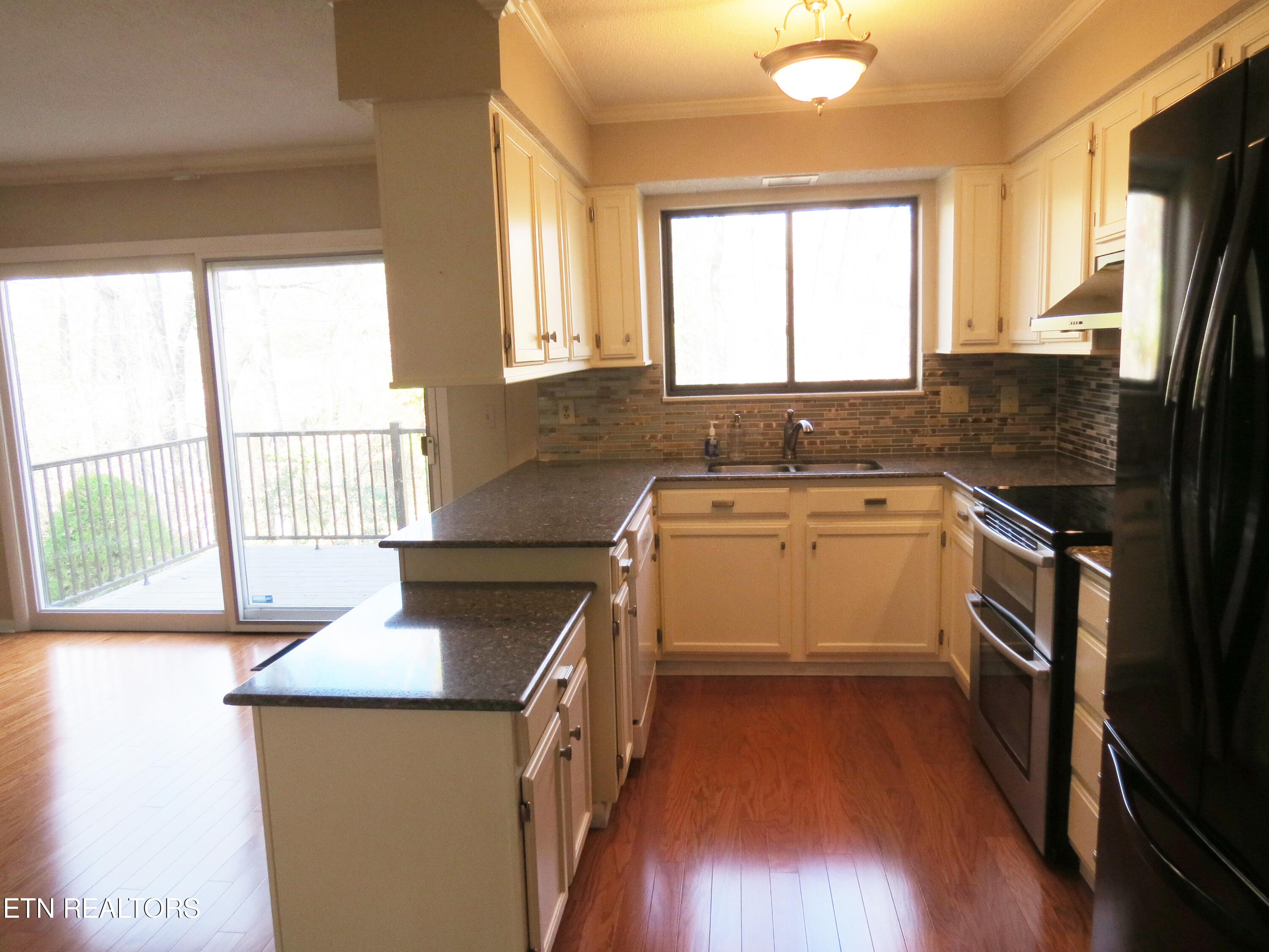 34 Brookside Drive Oak Ridge, TN 37830 - Photo 7 of 47 bs45