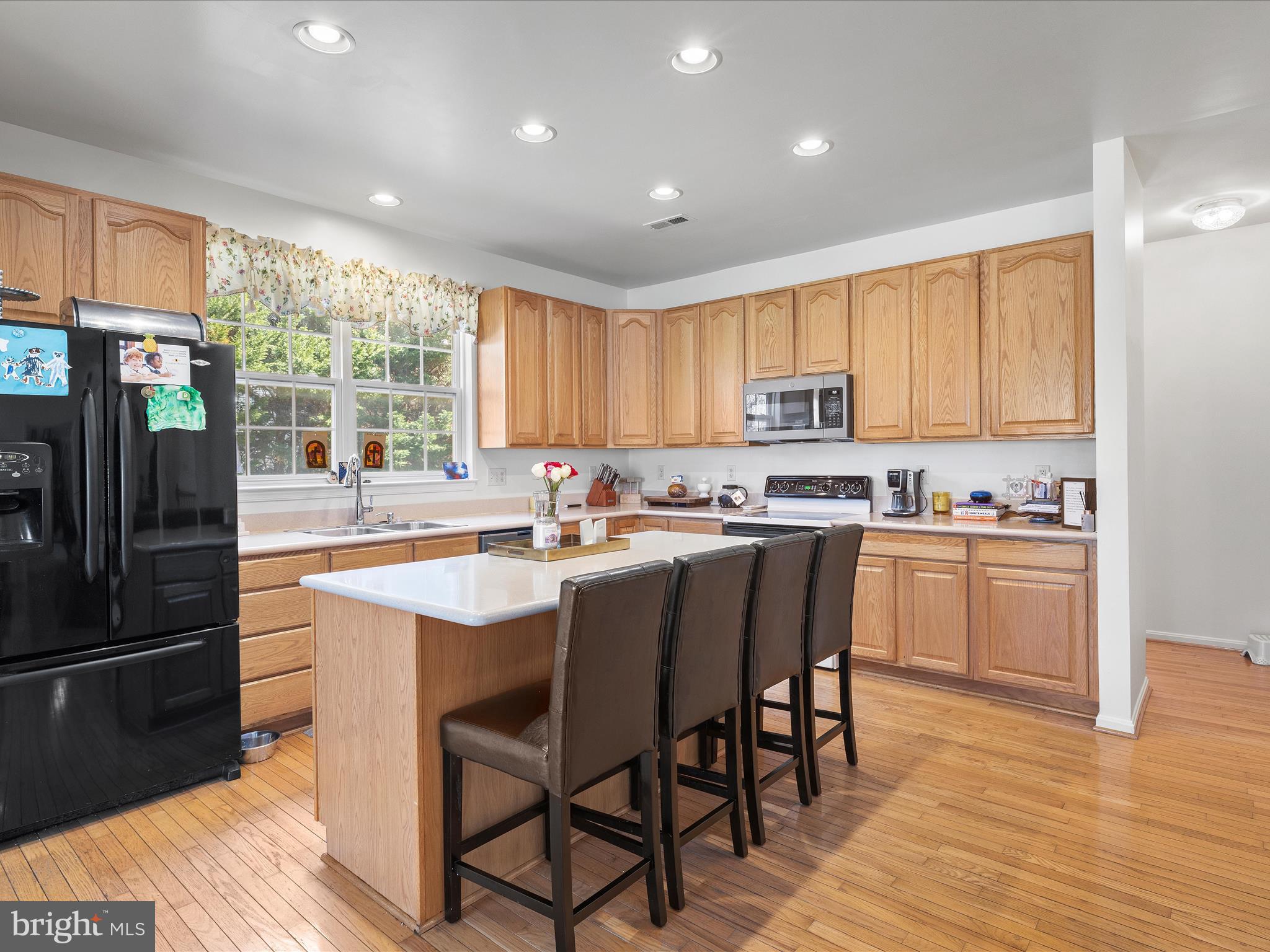 9317 Old Court Road Baltimore, MD 21244 - Photo 11 of 36 Kitchen