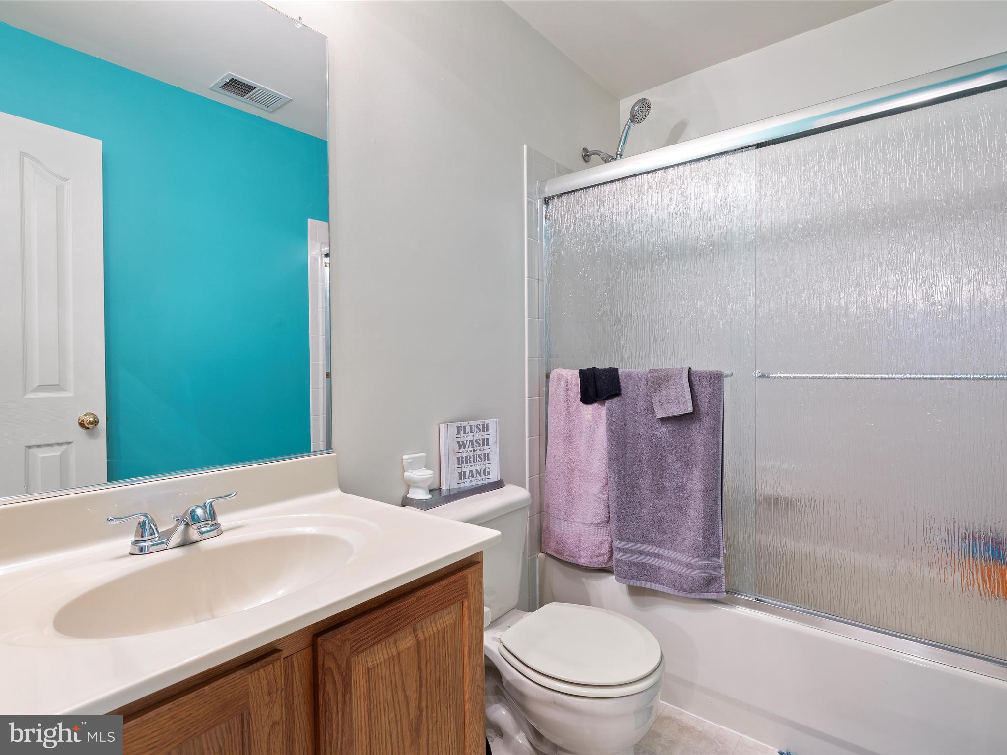 9317 Old Court Road Baltimore, MD 21244 - Photo 24 of 36 Bathroom