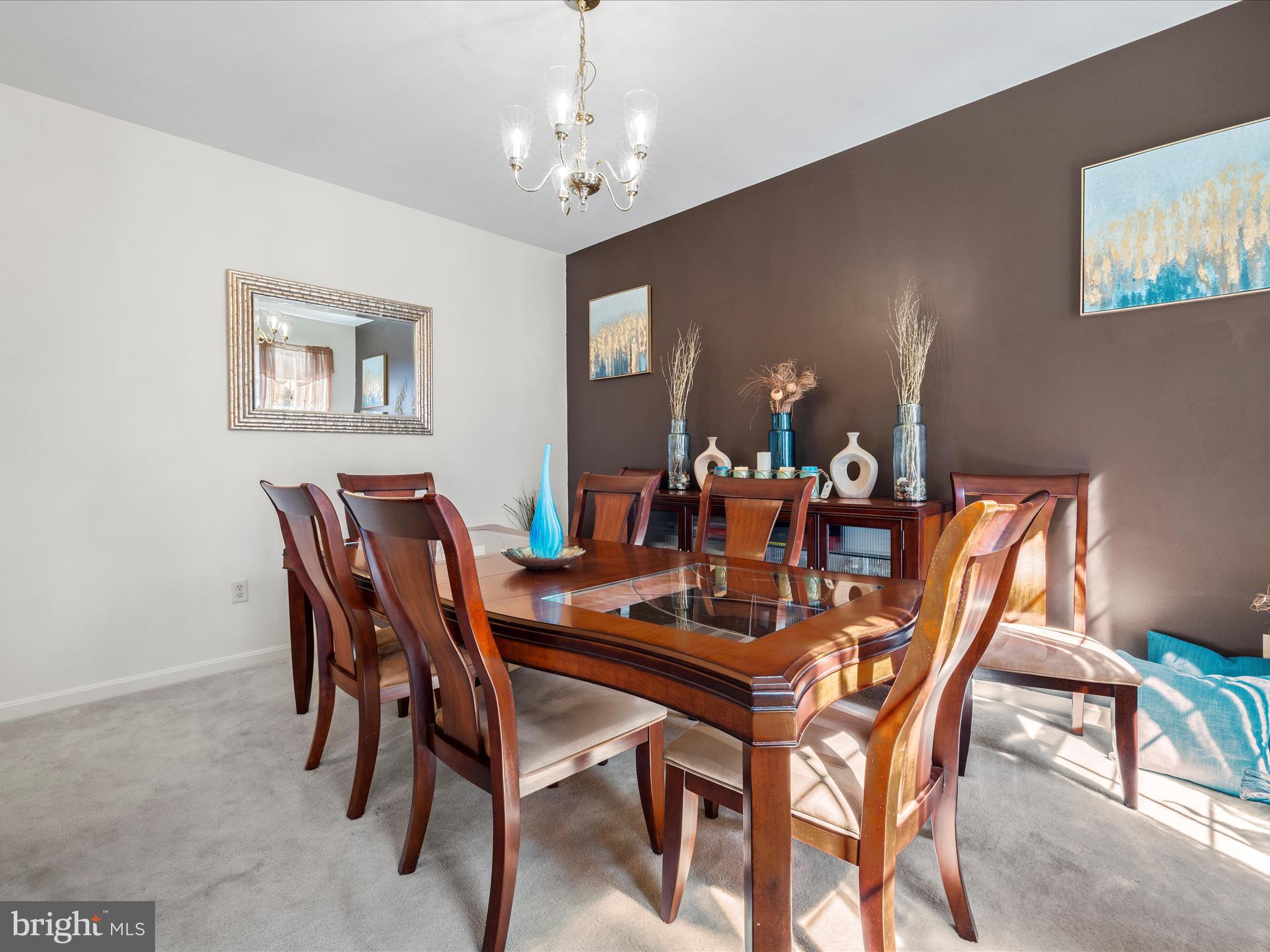 9317 Old Court Road Baltimore, MD 21244 - Photo 5 of 36 Dining Room