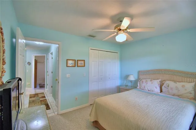 a view of utility room with washer and dryer