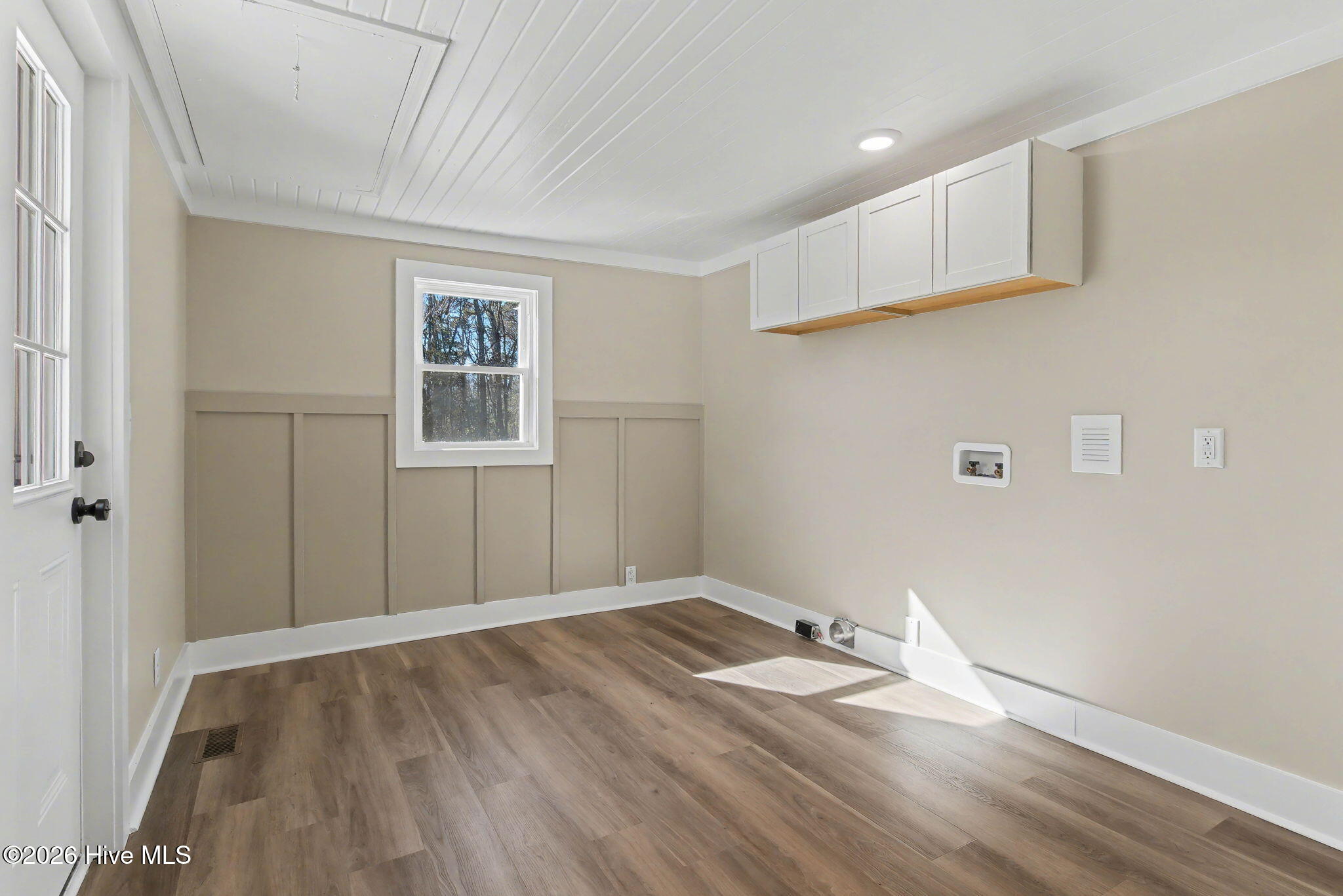 736 James Pait Road Bladenboro, NC 28320 - Photo 13 of 32 Laundry Room