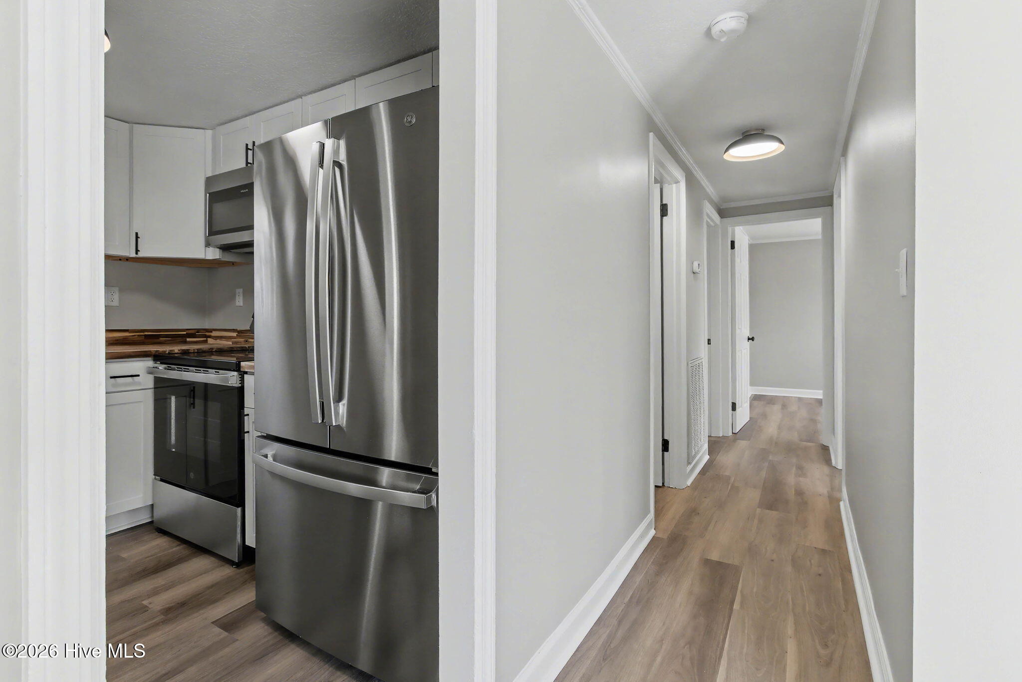 736 James Pait Road Bladenboro, NC 28320 - Photo 15 of 32 Hall View