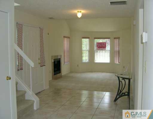 269 Nebula Road Piscataway, NJ 08854 - Photo 5 of 8 Gallery Image 5