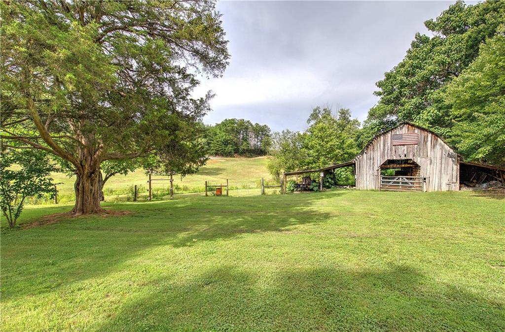 182 Henry Mack Hill Road Rydal, GA 30171 - Photo 11 of 114