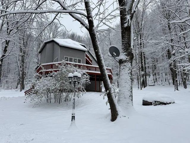 $469,900 | 86 N Road, Westford, VT 05494