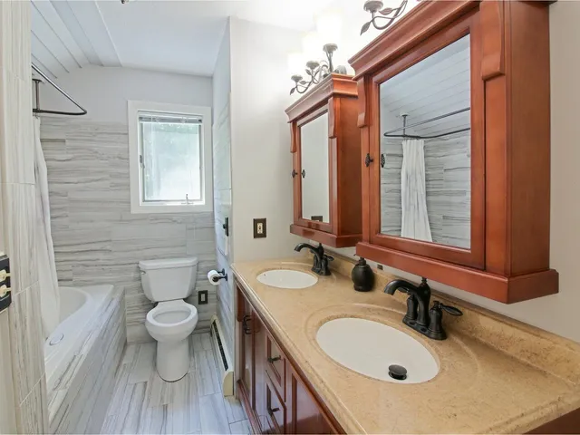 $469,900 | 86 N Road, Westford, VT 05494