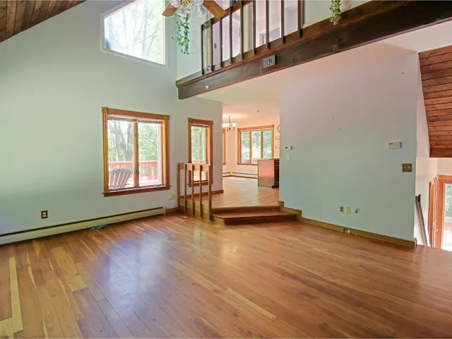 $469,900 | 86 N Road, Westford, VT 05494