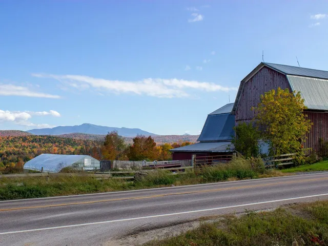 $469,900 | 86 N Road, Westford, VT 05494