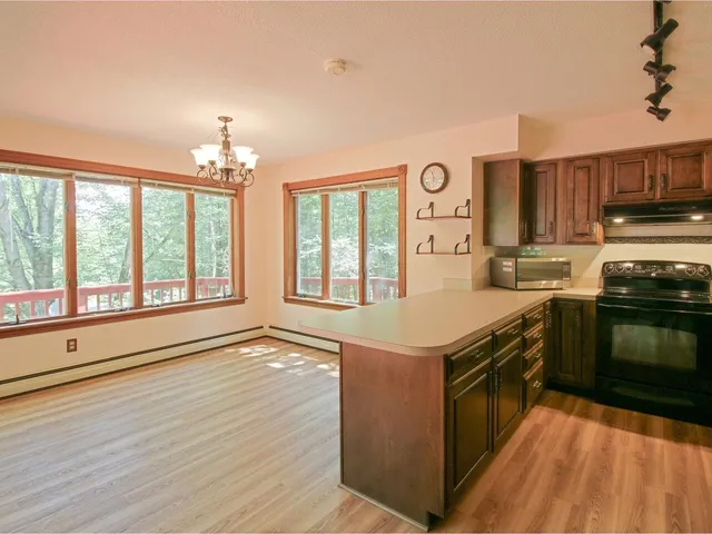 $469,900 | 86 N Road, Westford, VT 05494