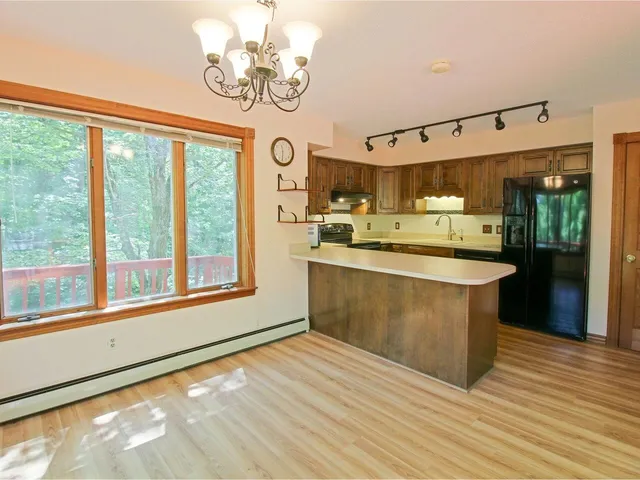 $469,900 | 86 N Road, Westford, VT 05494