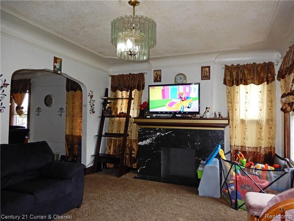 7545 Maple Street Dearborn, MI 48126 - Photo 8 of 23