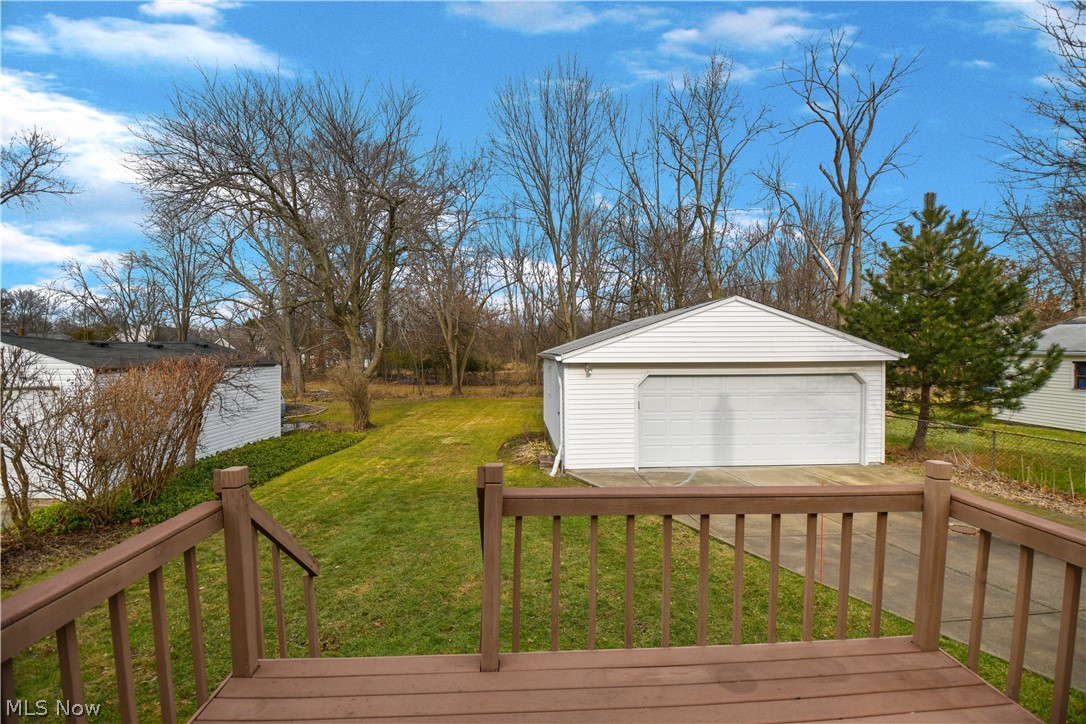 5515 Huron Road Lyndhurst, OH 44124 - Photo 25 of 35