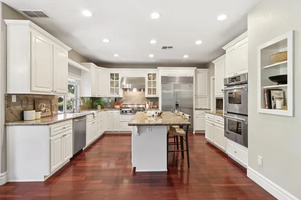 $1,295,000 | 1626 Arden Bluffs Lane, Carmichael, CA 95608