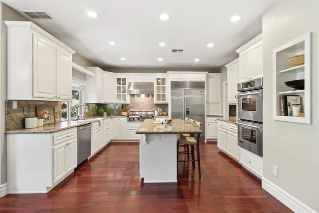 $1,295,000 | 1626 Arden Bluffs Lane, Carmichael, CA 95608