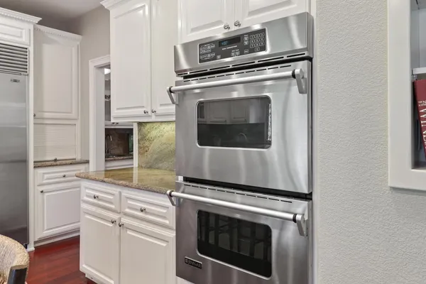 $1,295,000 | 1626 Arden Bluffs Lane, Carmichael, CA 95608