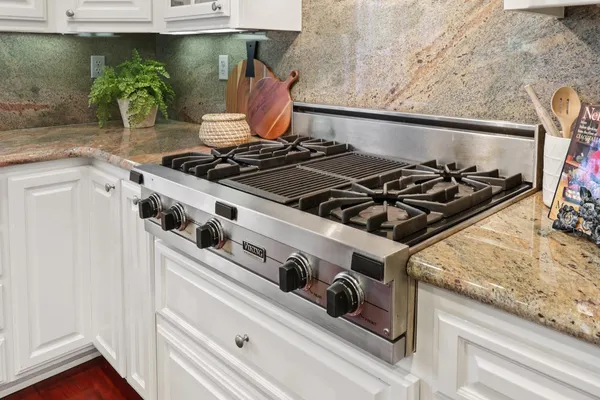 $1,295,000 | 1626 Arden Bluffs Lane, Carmichael, CA 95608