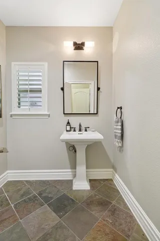 $1,295,000 | 1626 Arden Bluffs Lane, Carmichael, CA 95608