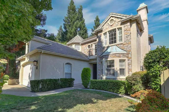 $1,295,000 | 1626 Arden Bluffs Lane, Carmichael, CA 95608