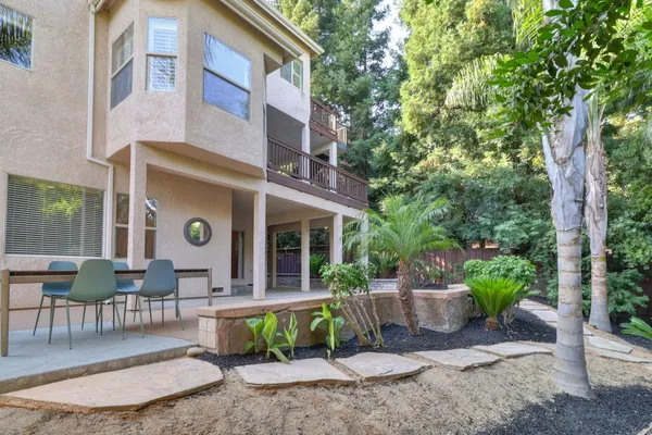 $1,295,000 | 1626 Arden Bluffs Lane, Carmichael, CA 95608